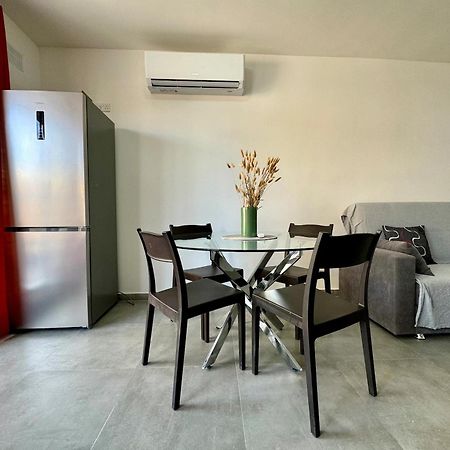 Mive-Delux Three Bedroom Apartment In מרססקלה מראה חיצוני תמונה
