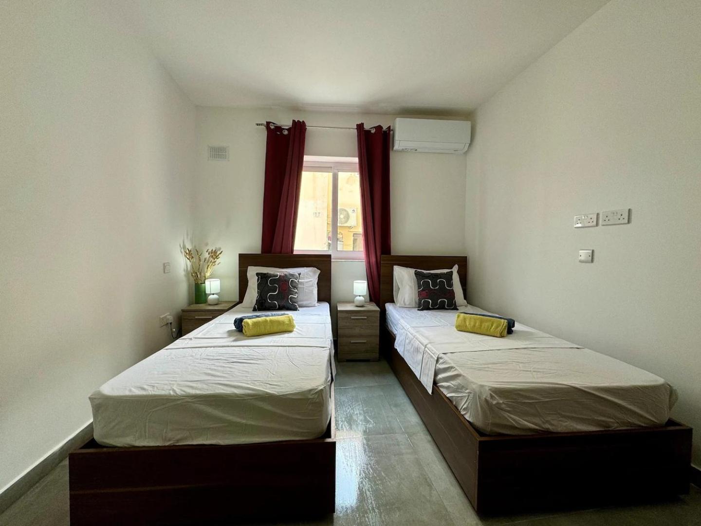 Mive-Delux Three Bedroom Apartment In מרססקלה מראה חיצוני תמונה